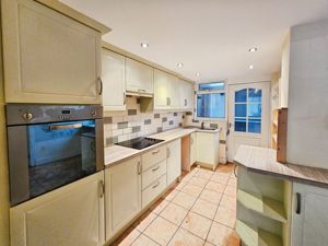 Photo 10- click for photo gallery